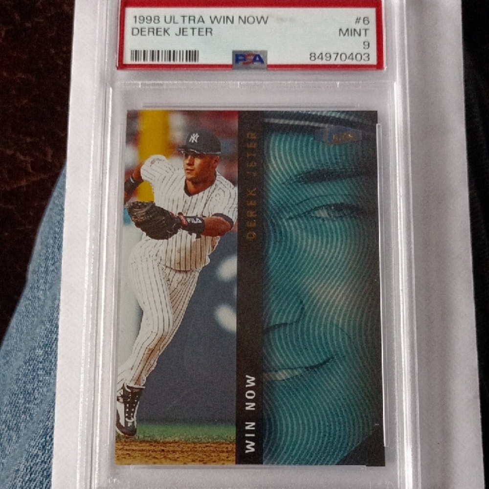 1998 Ultra Win Now Derek Jeter Baseball Card PSA9